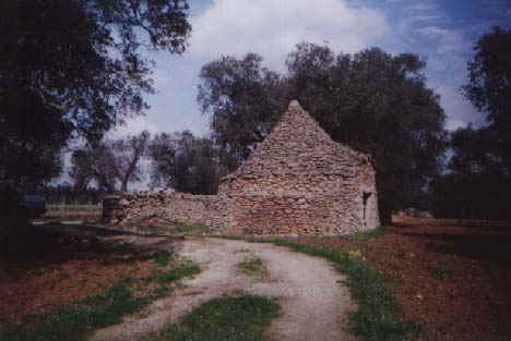 trullo.jpg (17900 bytes)